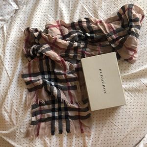Burberry scarf